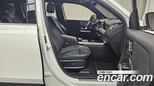 Mercedes-Benz EQB 2024 — ფოტო 12/20