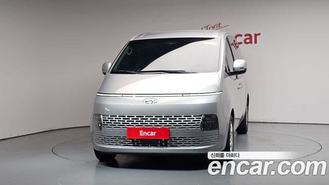 Hyundai Staria 2024 — Фото 3/20