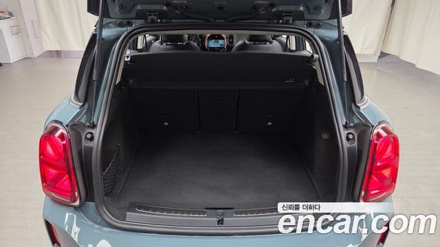 Mini Cooper Countryman 2022 — Фото 17/20
