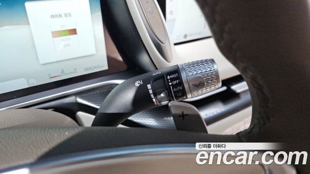 Genesis G90 2022 — Photo 31/31