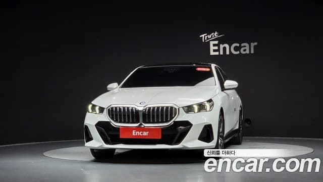 BMW 5 Series 2026 — Şəkil 3/20