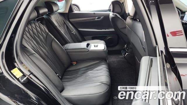 Genesis G80 2024 — Photo 26/35