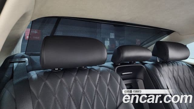 Genesis G80 2024 — Photo 30/35