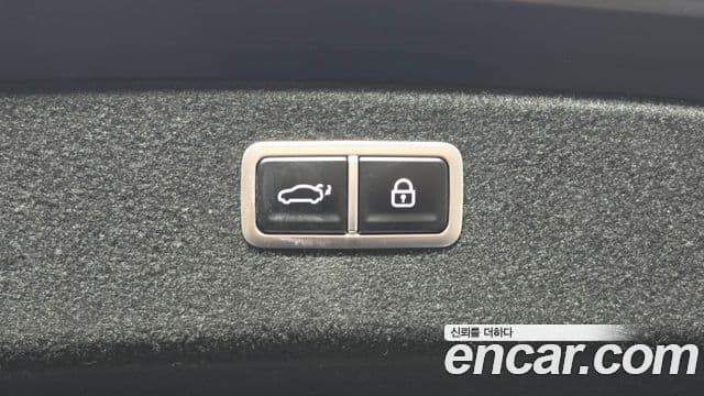 Genesis Electrified G80 2021 — ფოტო 16/20