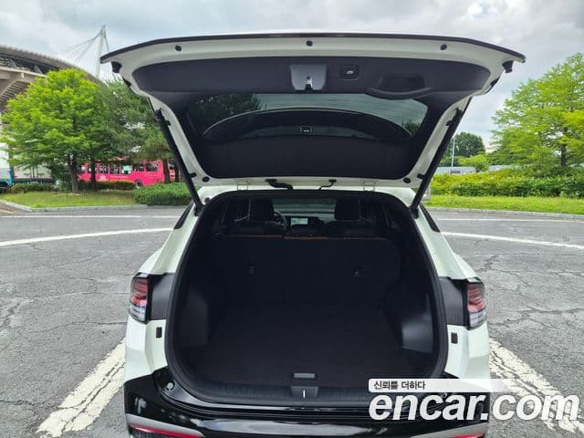Kia Sportage 2024 — ფოტო 9/20