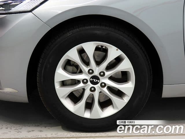 Kia K8 2021 — Şəkil 19/20