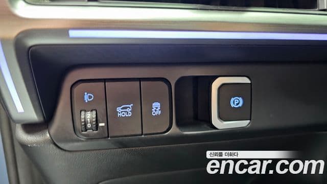 Hyundai Santa Fe 2024 — Şəkil 13/20