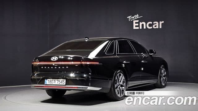 Hyundai Grandeur 2025 — Фото 2/20