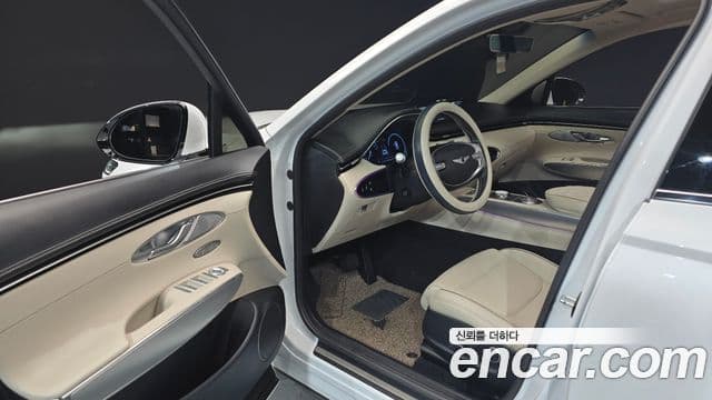 Genesis GV70 2021 — ფოტო 10/20
