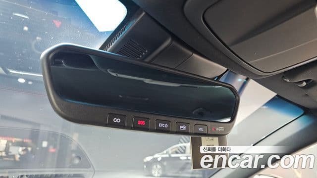 Genesis G70 2019 — ფოტო 15/20