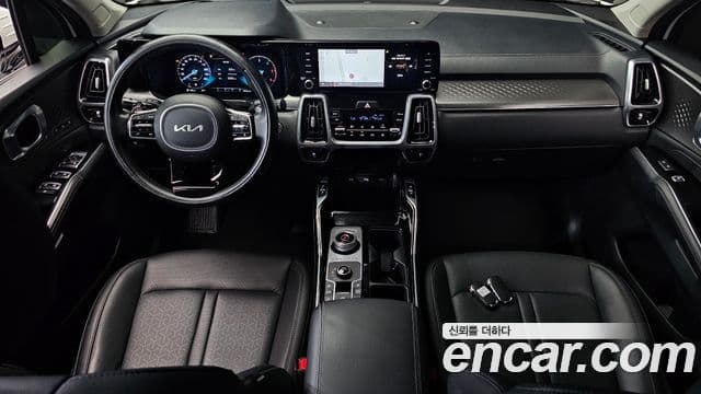 Kia Sorento 2023 — Фото 7/20