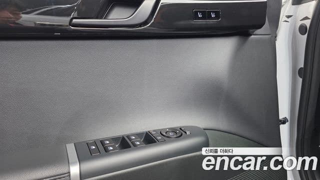 Hyundai Grandeur 2023 — ფოტო 12/20