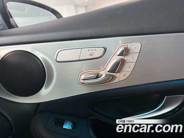 Mercedes-Benz GLC-Class 2018 — Şəkil 6/20