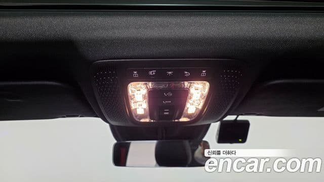 Mercedes-Benz GLA-Class 2023 — Şəkil 16/20