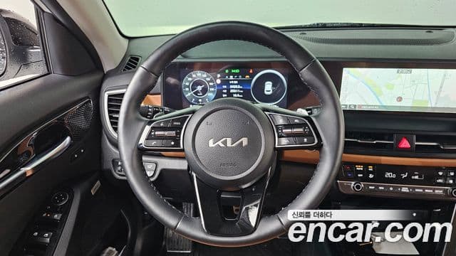 Kia Seltos 2024 — Şəkil 11/20