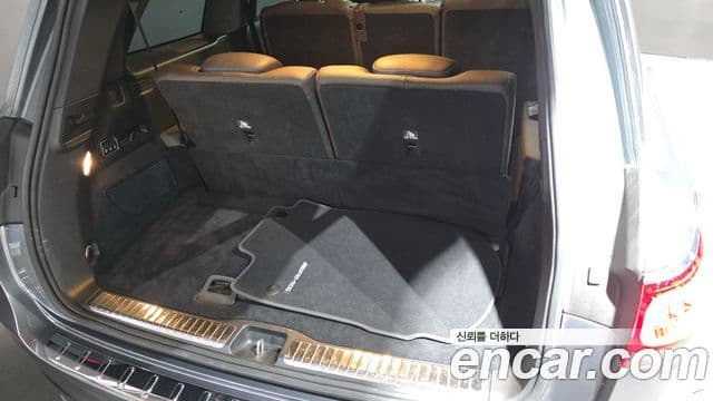 Mercedes-Benz GLS-Class 2022 — Photo 20/31