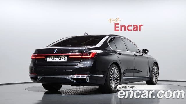 BMW 7 Series 2020 — Photo 17/20