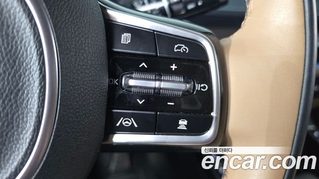 Kia Sorento 2024 — Фото 15/20