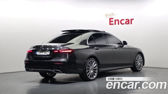 Mercedes-Benz E-Class 2022 — Şəkil 2/20