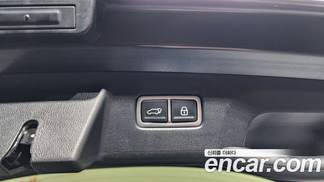 Kia Sorento 2023 — Фото 19/20