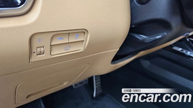 Kia Sorento 2023 — Şəkil 17/20