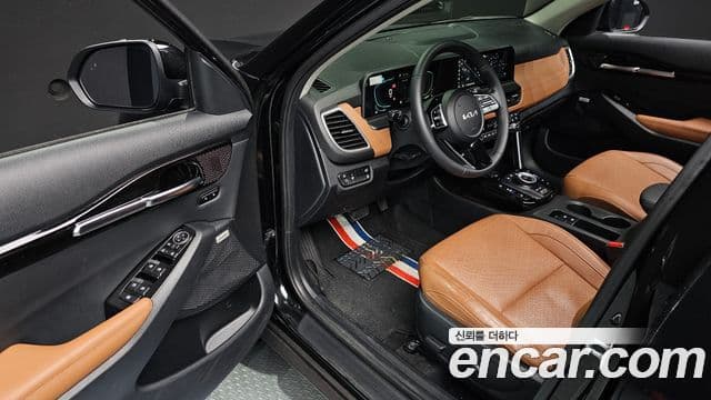 Kia Seltos 2024 — ფოტო 10/20