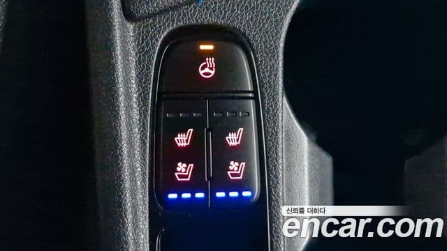 Kia Niro 2019 — Şəkil 17/20