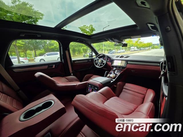 Porsche Cayenne 2022 — Şəkil 18/20