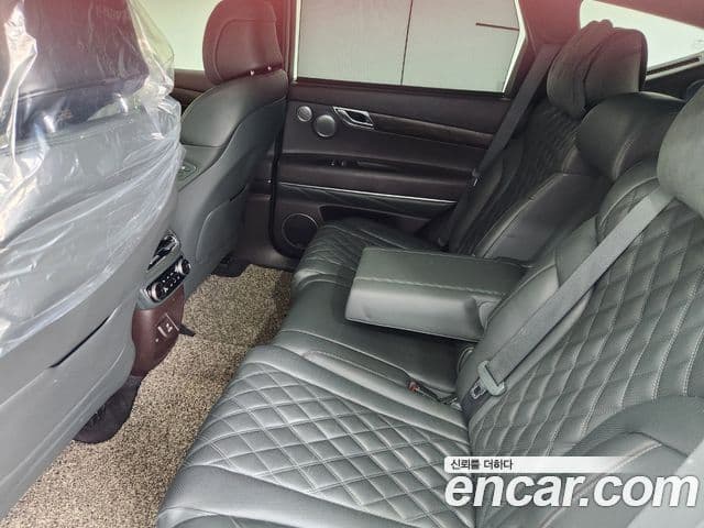 Genesis GV80 2020 — ფოტო 8/20