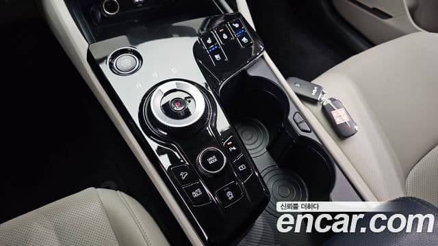 Kia Sportage 2022 — фото 9 из 20