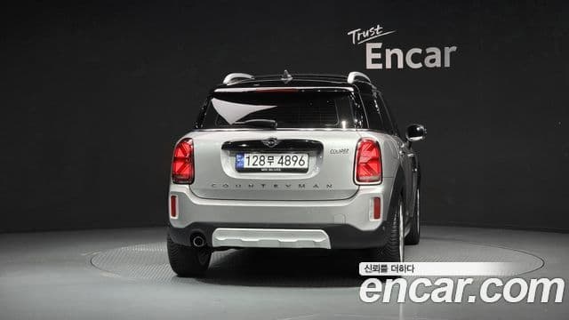 Mini Cooper Countryman 2023 — ფოტო 2/30