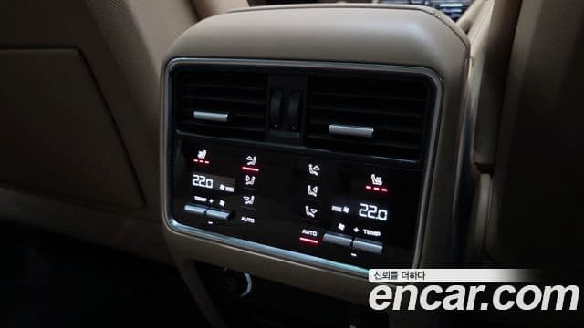 Porsche Cayenne 2023 — Şəkil 19/20