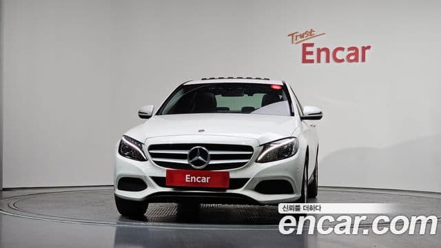 Mercedes-Benz C-Class 2018 — Şəkil 11/29