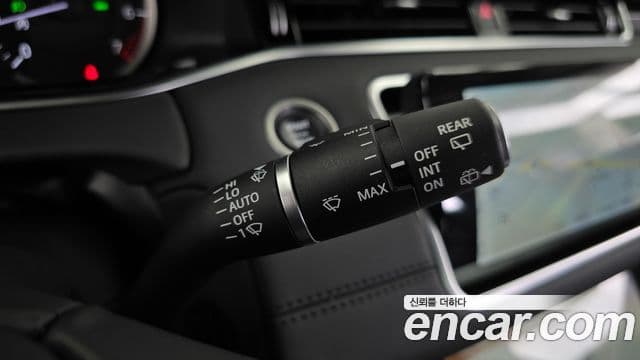 Land Rover Range Rover Evoque 2023 — Şəkil 17/20