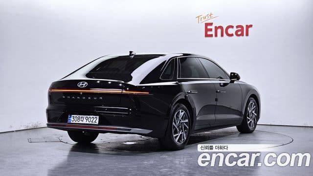 Hyundai Grandeur 2023 — Şəkil 2/20