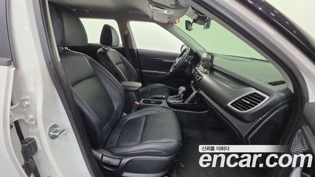 Kia Seltos 2021 — ფოტო 10/20