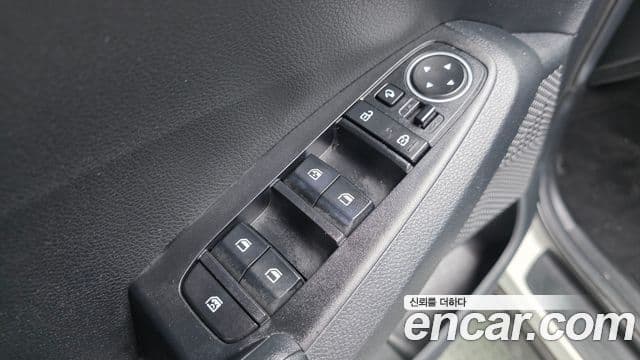 Kia Seltos 2021 — ფოტო 12/20