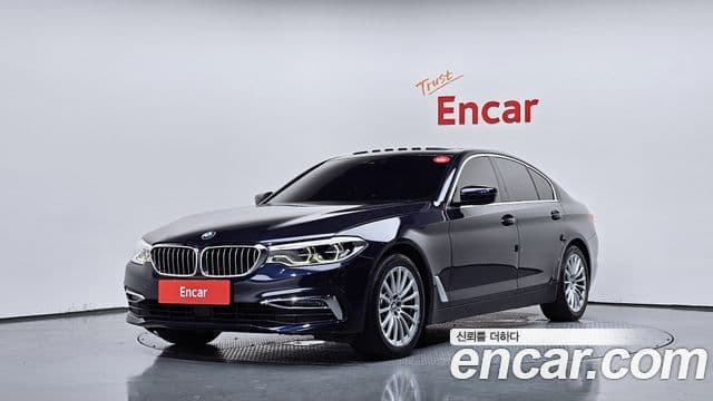 BMW 5 Series 2020 — ფოტო 1/20
