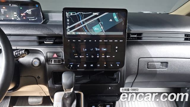 Hyundai Staria 2025 — ფოტო 17/20