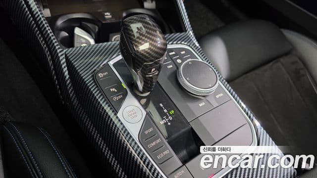 BMW 3 Series 2019 — Şəkil 9/20