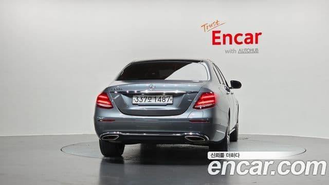 Mercedes-Benz E-Class 2019 — Şəkil 4/20