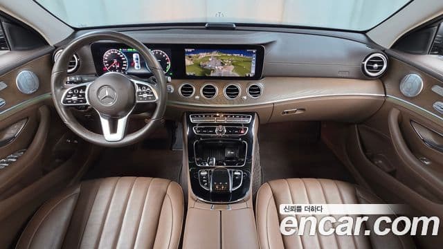 Mercedes-Benz E-Class 2019 — Şəkil 7/20