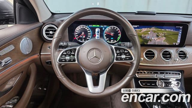 Mercedes-Benz E-Class 2019 — Şəkil 14/20