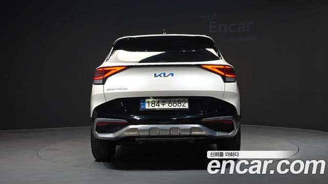 Kia Sportage 2022 — ფოტო 4/20
