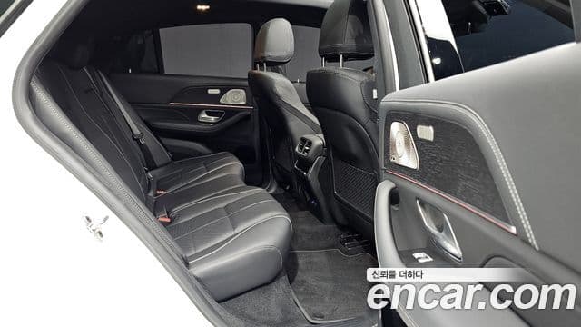 Mercedes-Benz GLE-Class 2026 — Şəkil 12/20