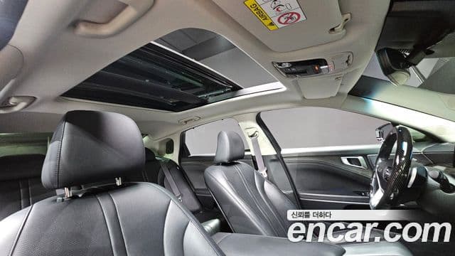 Kia K8 2021 — Şəkil 16/20