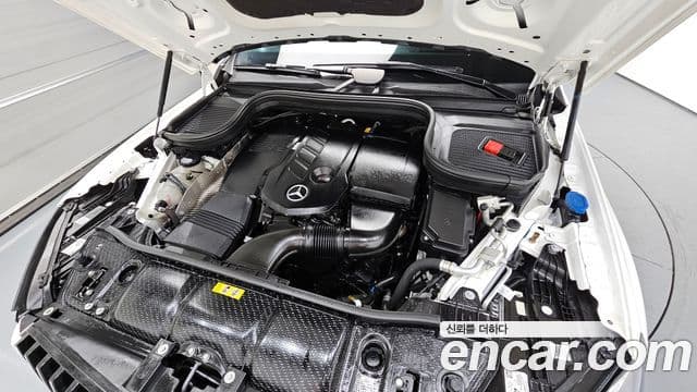 Mercedes-Benz GLE-Class 2023 — ფოტო 6/20