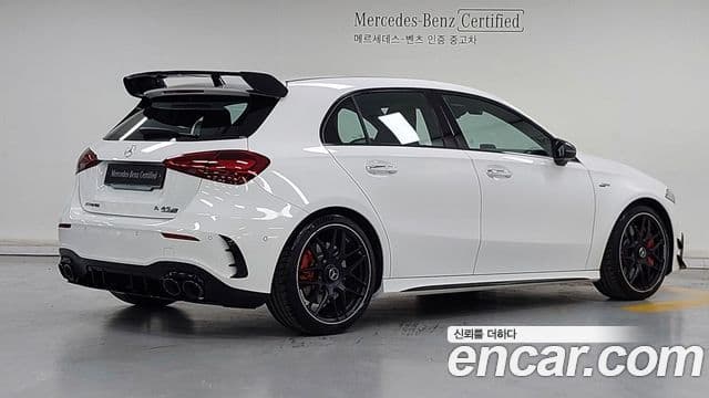 Mercedes-Benz A-Class 2025 — ფოტო 1/17