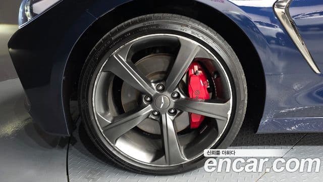 Genesis G70 2019 — ფოტო 4/20