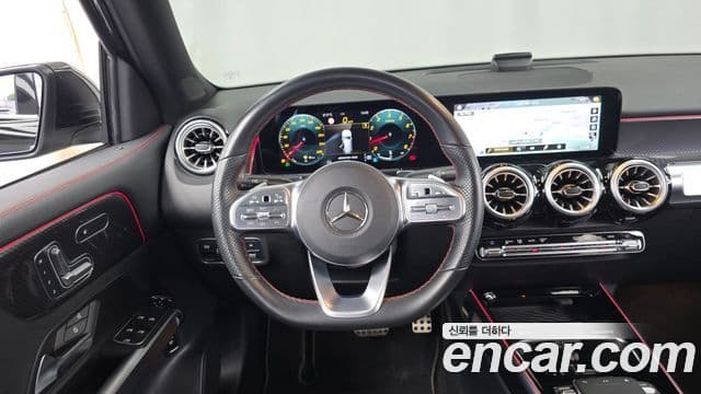 Mercedes-Benz GLB-Class 2021 — фото 13 из 20